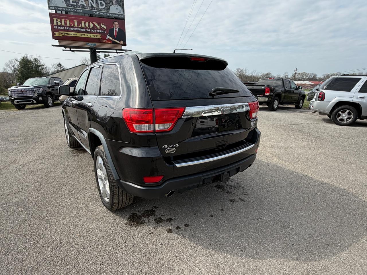 Jeep Grand Cherokee 4WD 4dr Overland Summit 2012