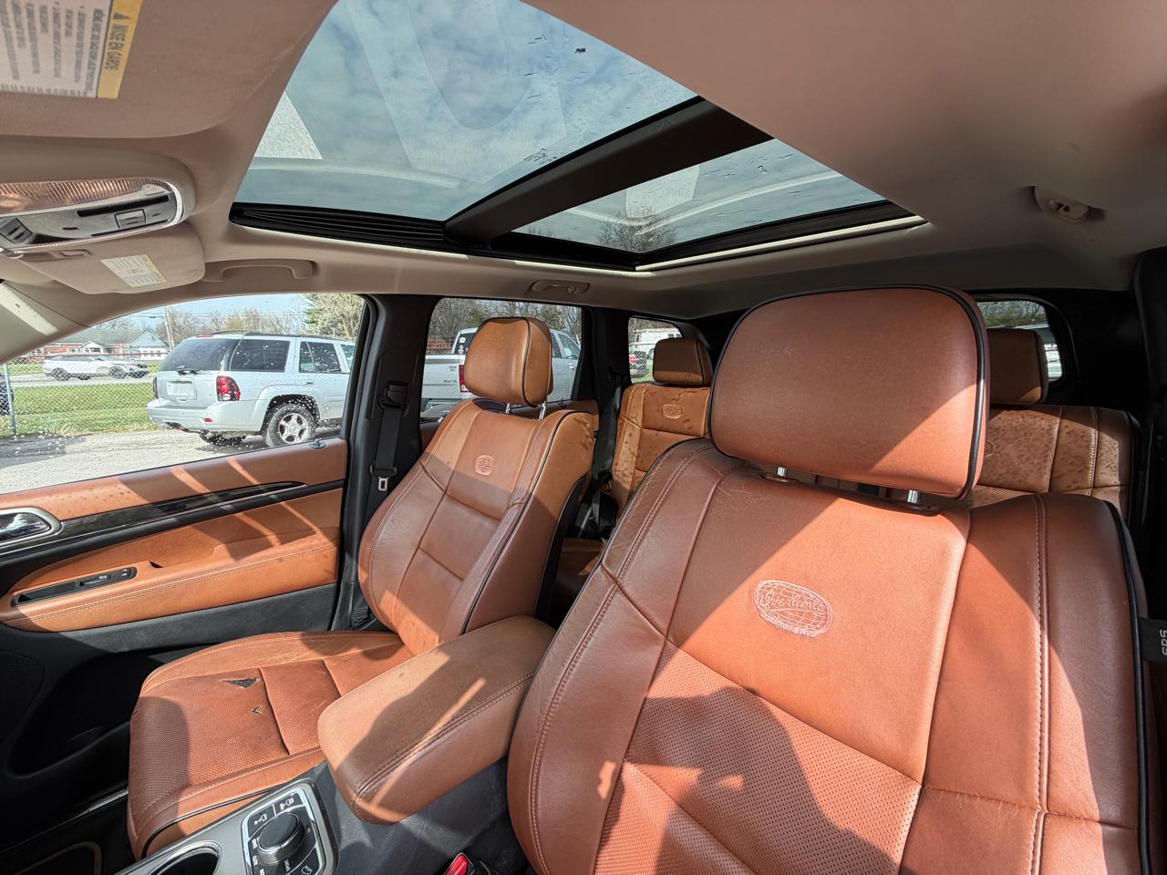 Jeep Grand Cherokee 4WD 4dr Overland Summit 2012