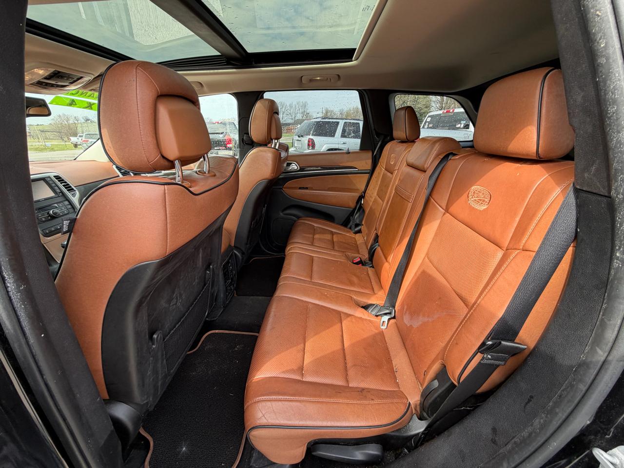 Jeep Grand Cherokee 4WD 4dr Overland Summit 2012