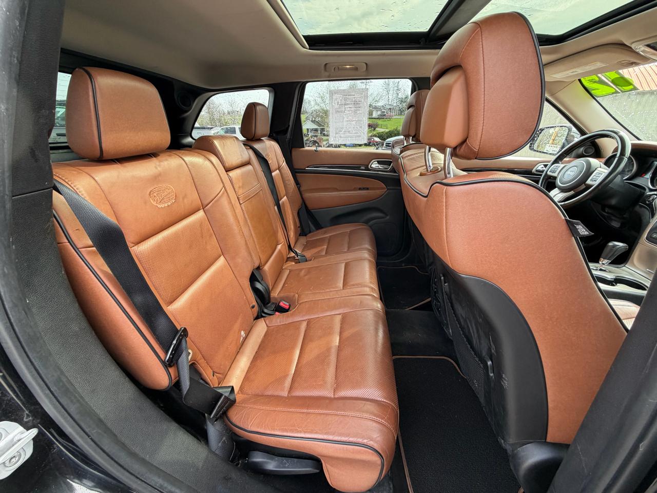 Jeep Grand Cherokee 4WD 4dr Overland Summit 2012