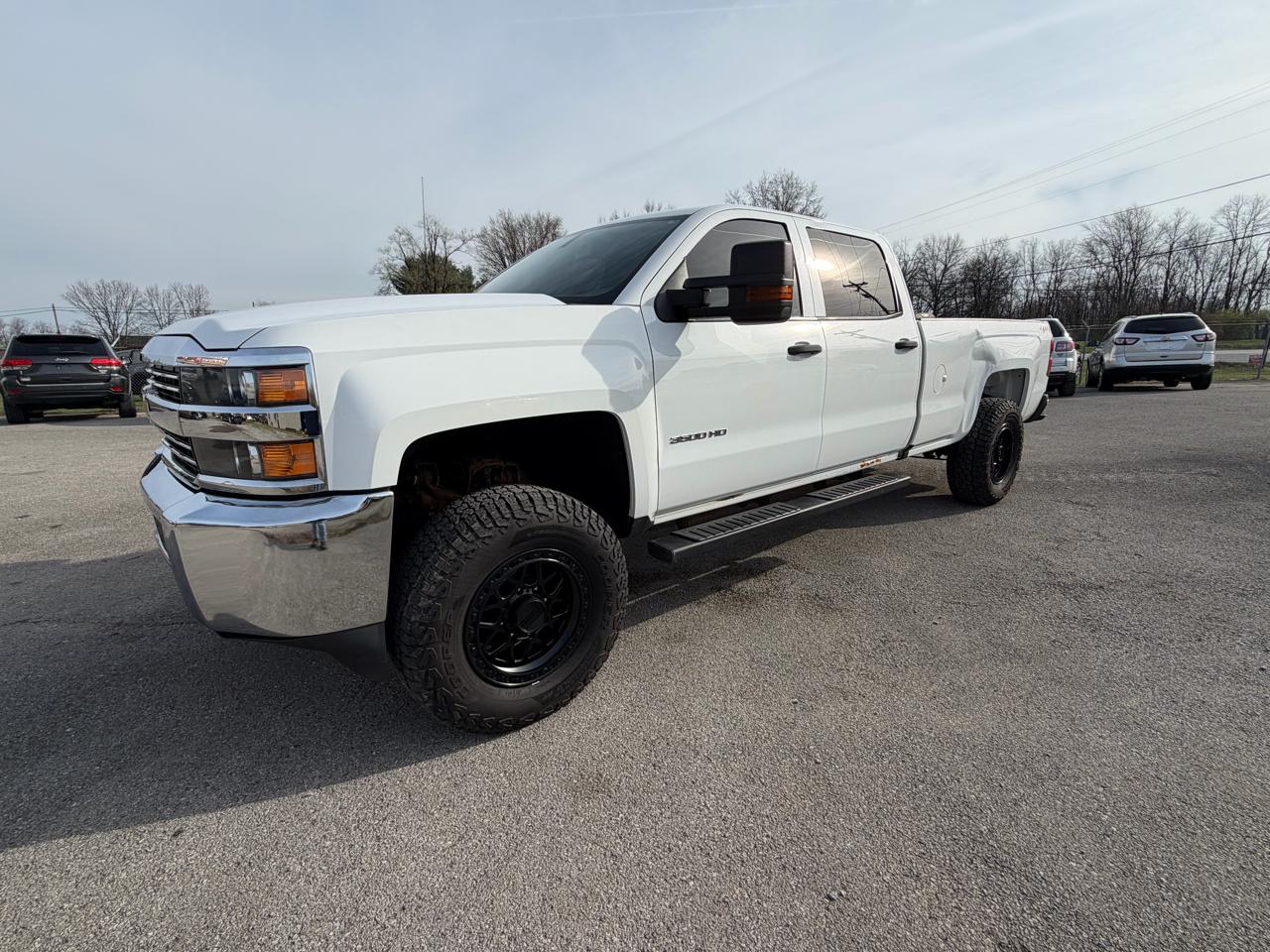 Chevrolet Silverado 3500HD Work Truck Crew Cab 4WD 2016