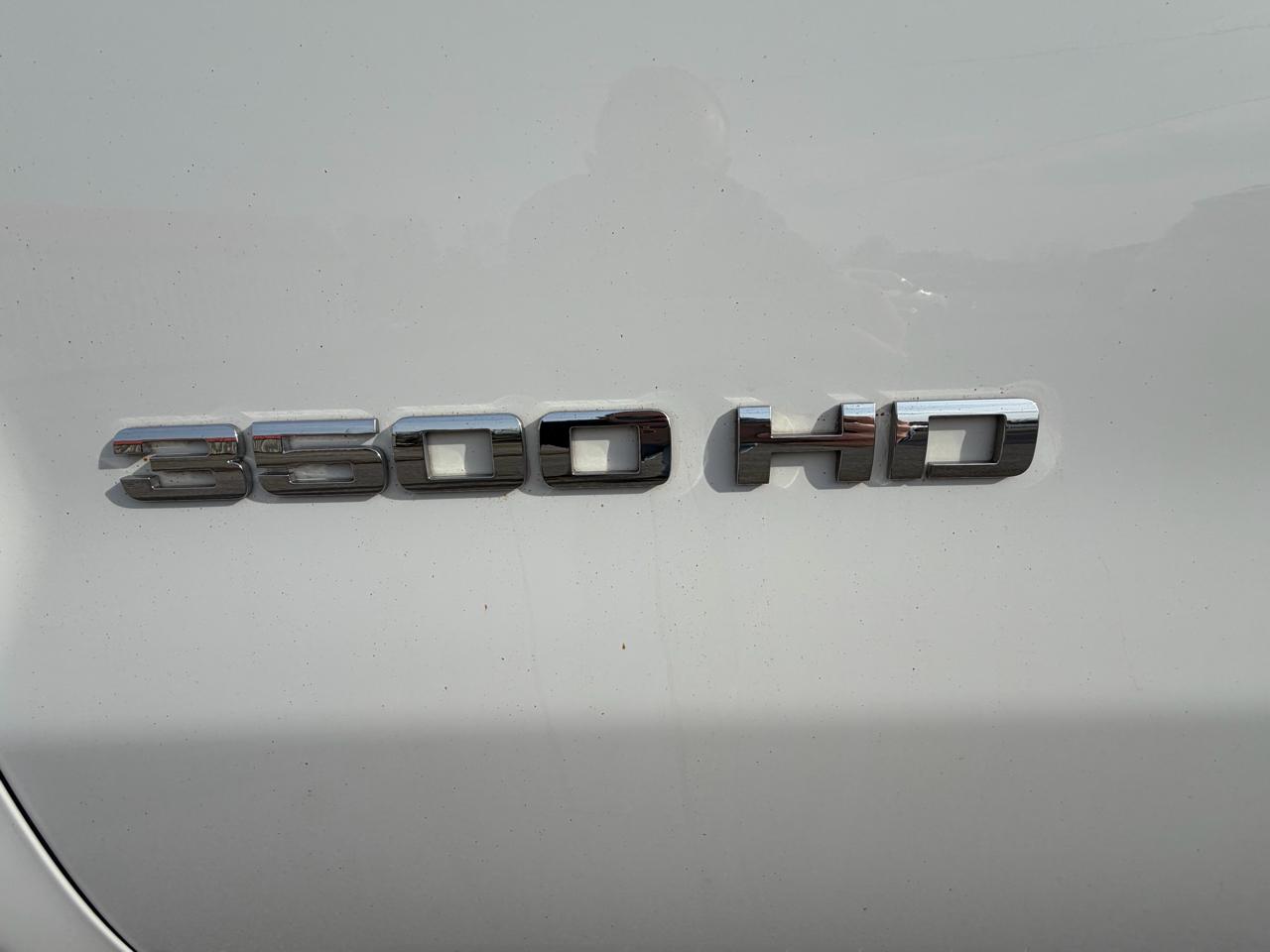 Chevrolet Silverado 3500HD Work Truck Crew Cab 4WD 2016