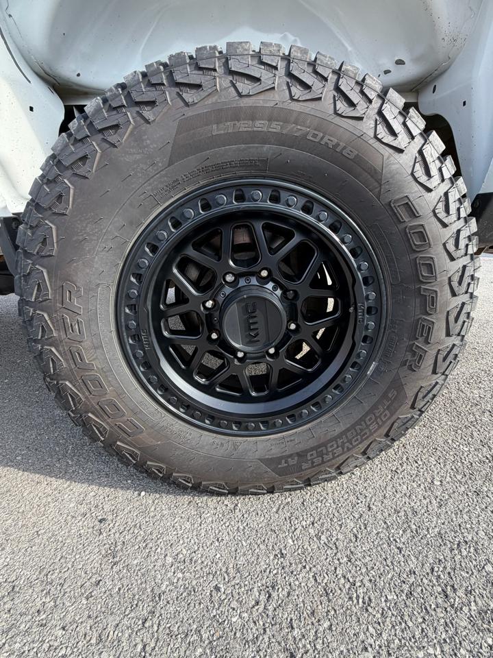 Chevrolet Silverado 3500HD Work Truck Crew Cab 4WD 2016