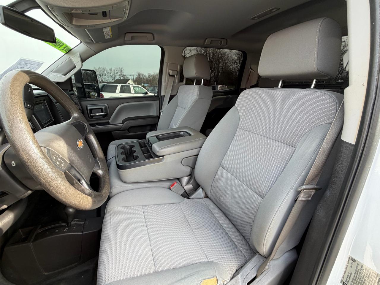 Chevrolet Silverado 3500HD Work Truck Crew Cab 4WD 2016