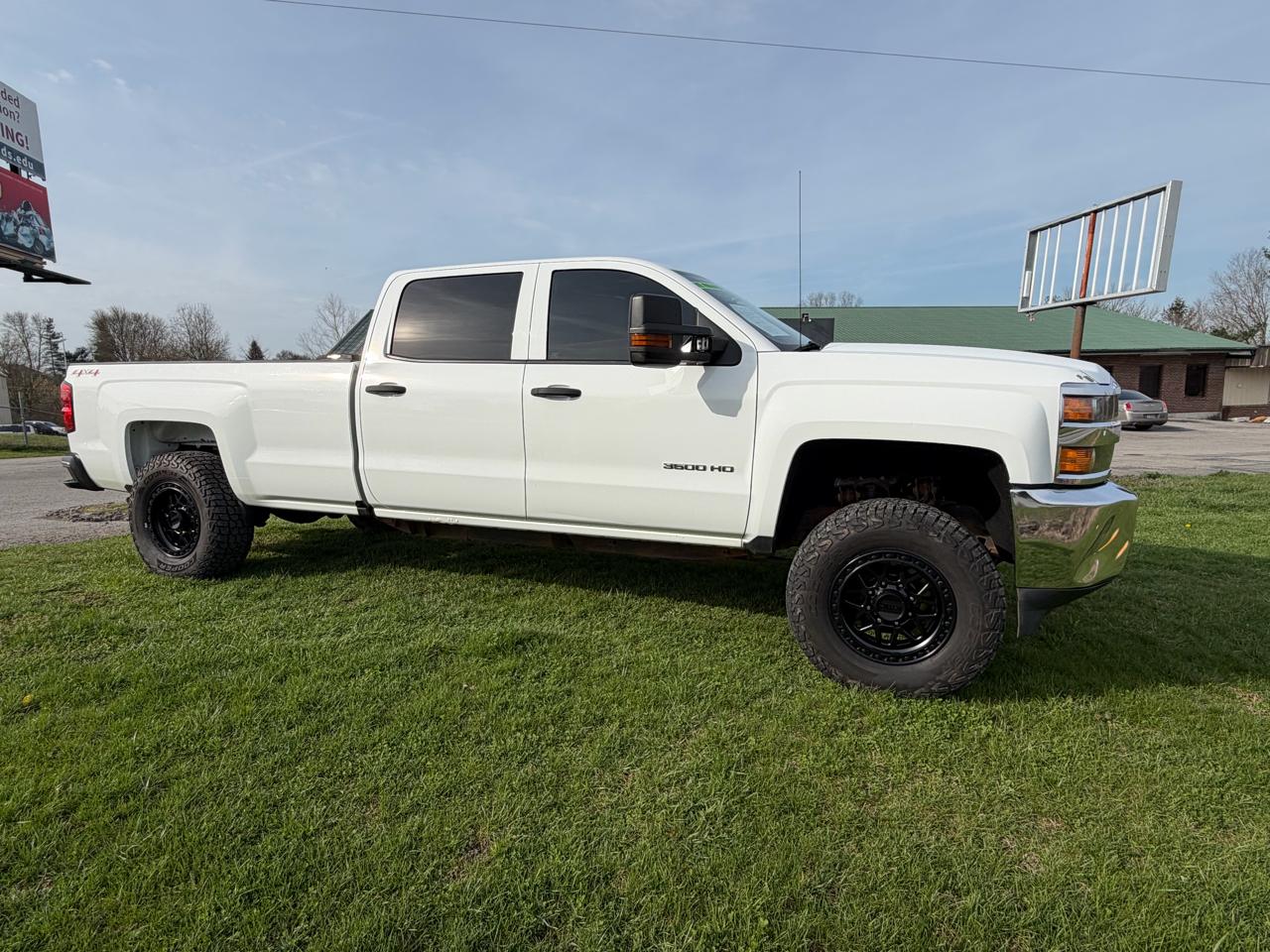 Chevrolet Silverado 3500HD Work Truck Crew Cab 4WD 2016