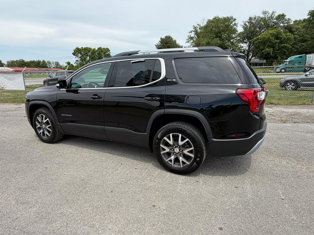 GMC Acadia SLE 2021