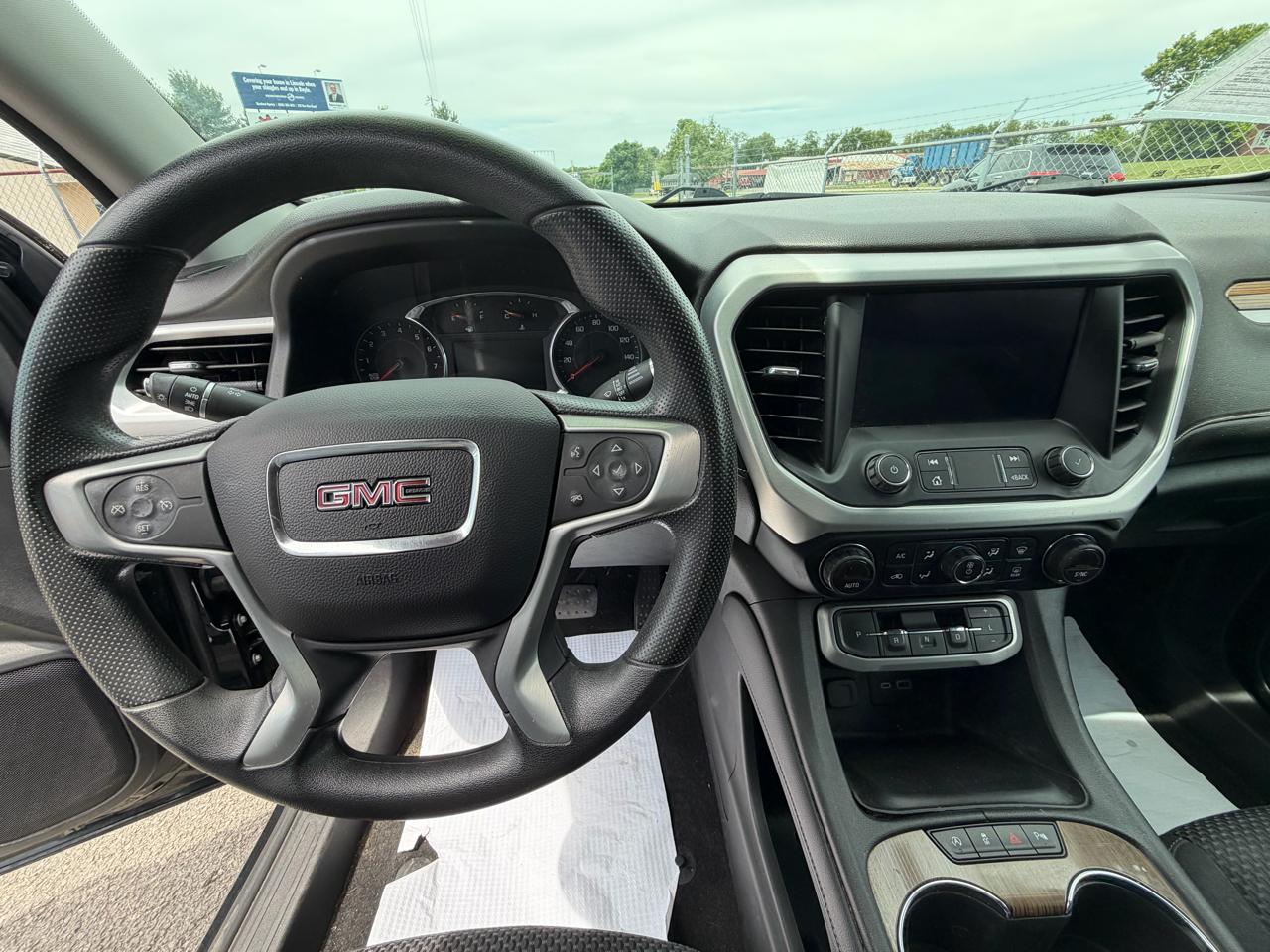 GMC Acadia SLE 2021
