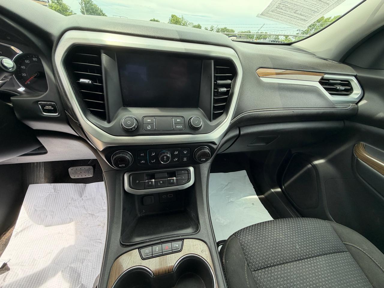 GMC Acadia SLE 2021