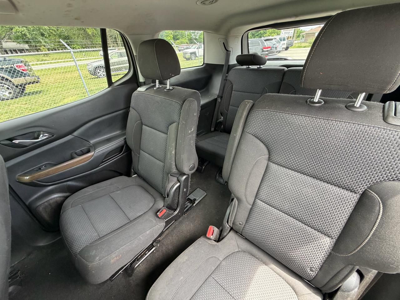 GMC Acadia SLE 2021