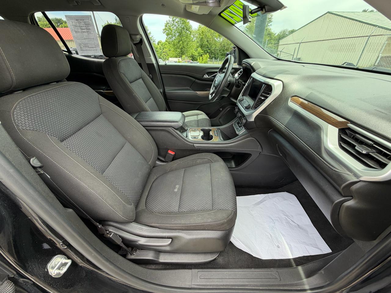GMC Acadia SLE 2021
