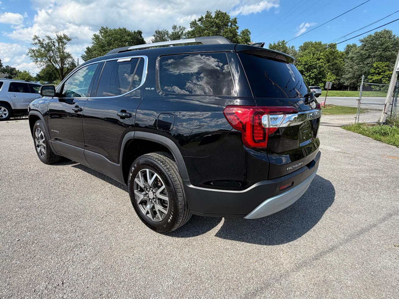 GMC Acadia SLE 2021