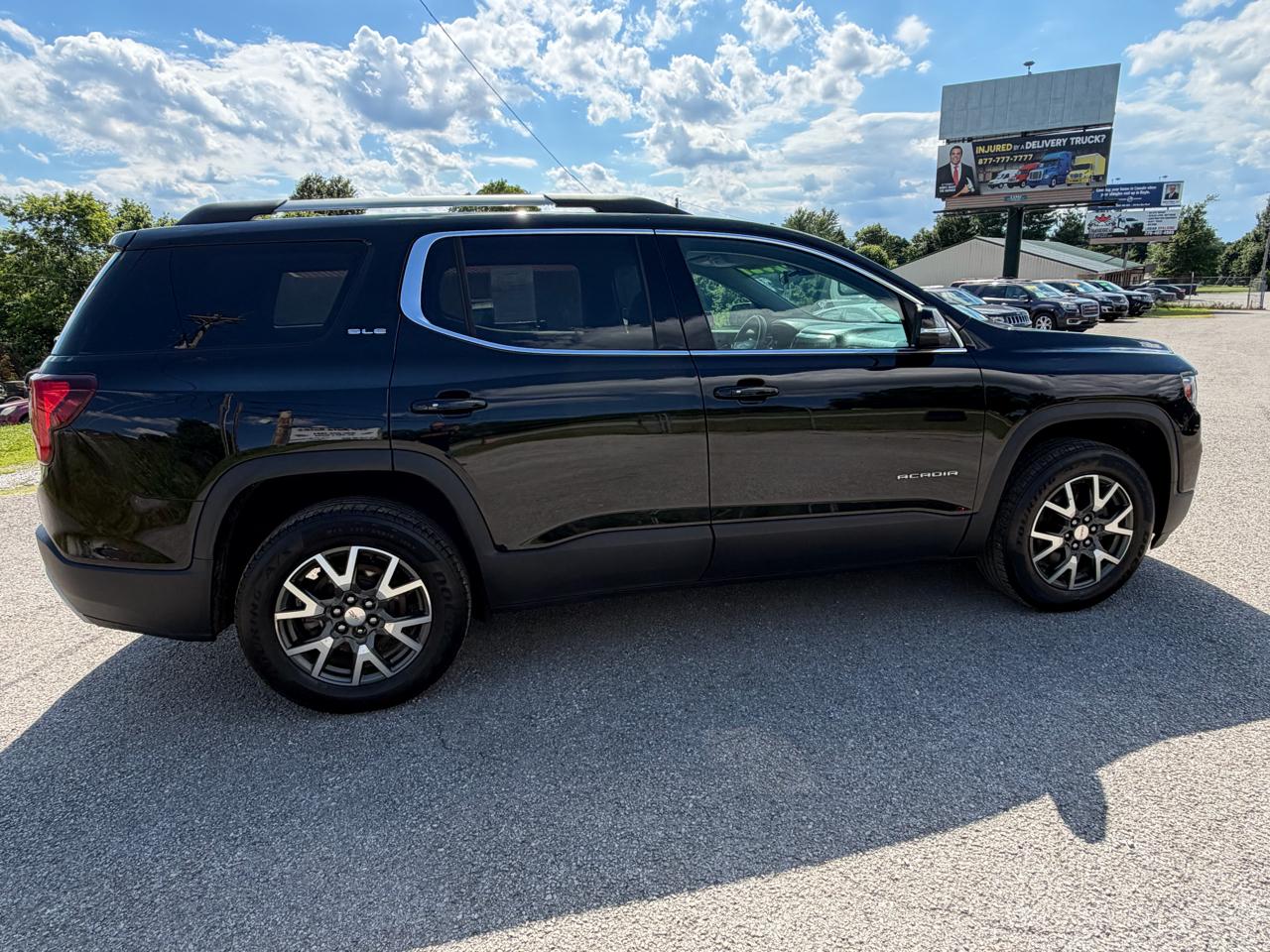 GMC Acadia SLE 2021