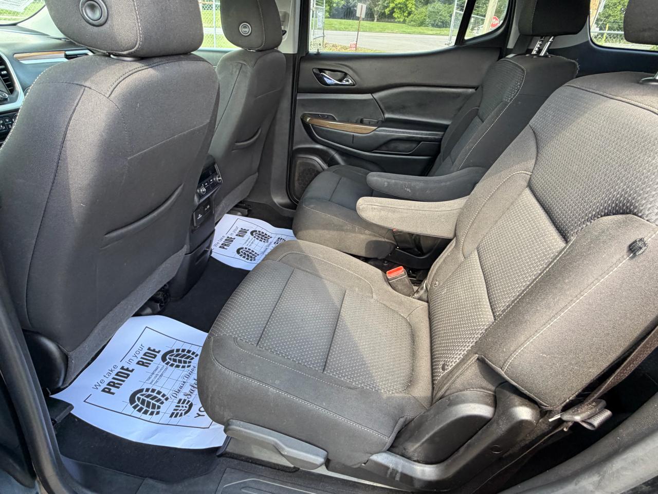 GMC Acadia SLE 2021