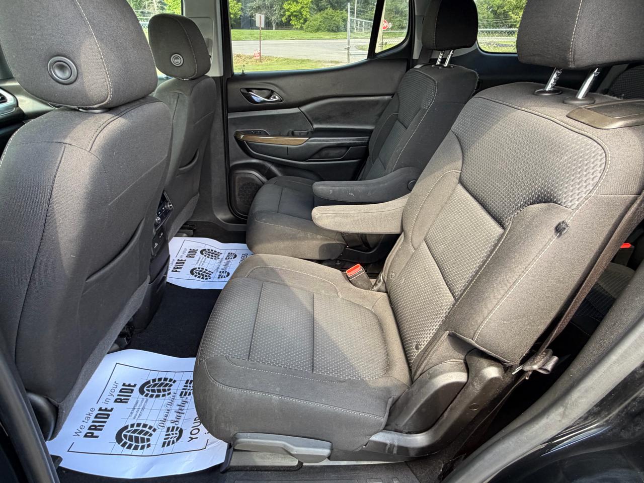 GMC Acadia SLE 2021