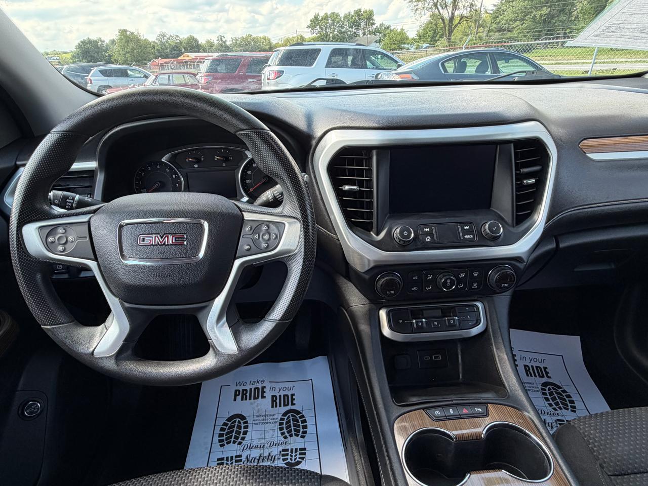 GMC Acadia SLE 2021