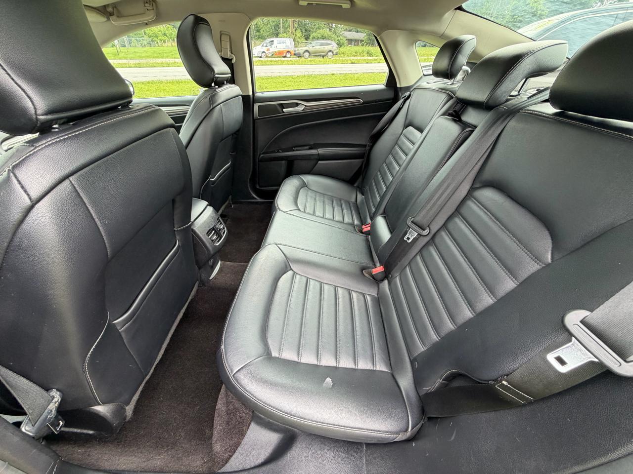 Ford Fusion SE 2017