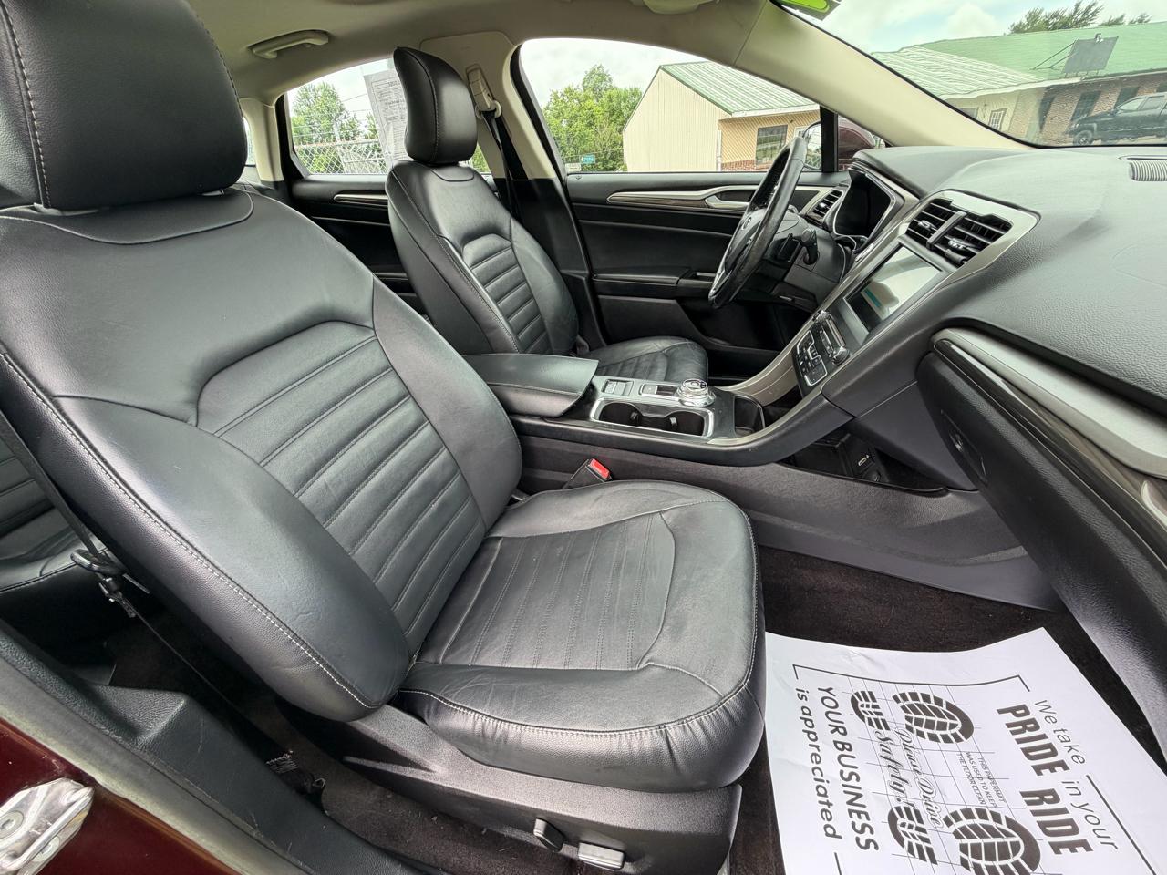 Ford Fusion SE 2017
