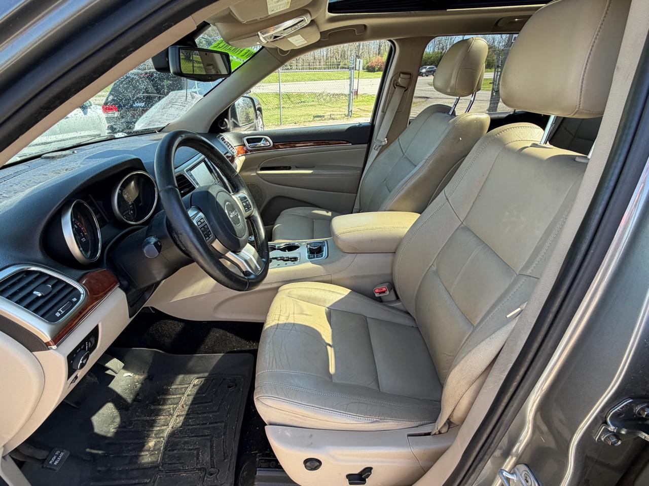 Jeep Grand Cherokee Limited 4WD 2011