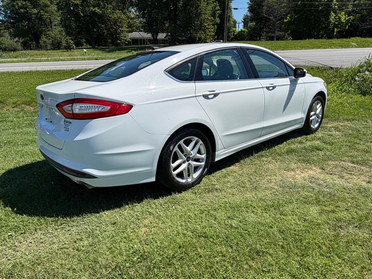 Ford Fusion SE 2014