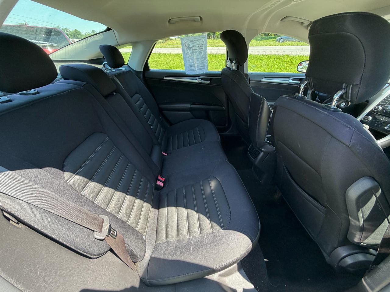 Ford Fusion SE 2014