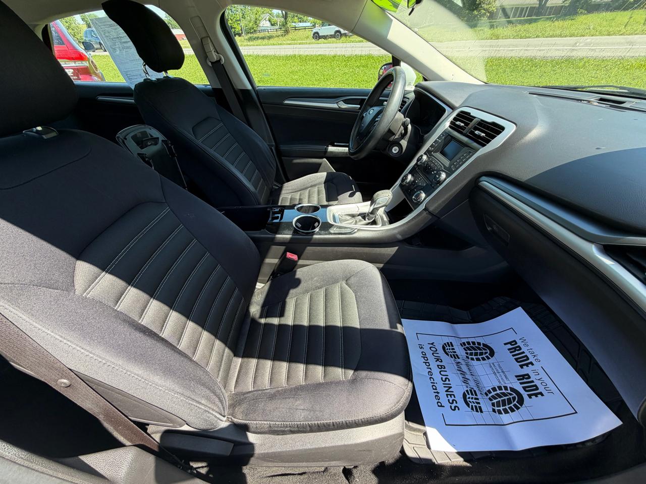 Ford Fusion SE 2014
