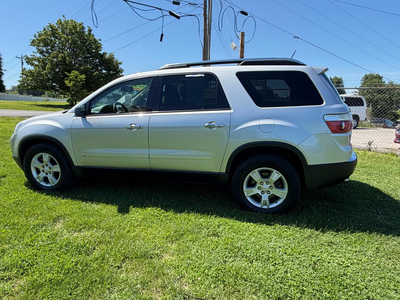 GMC Acadia SLE-1 FWD 2009