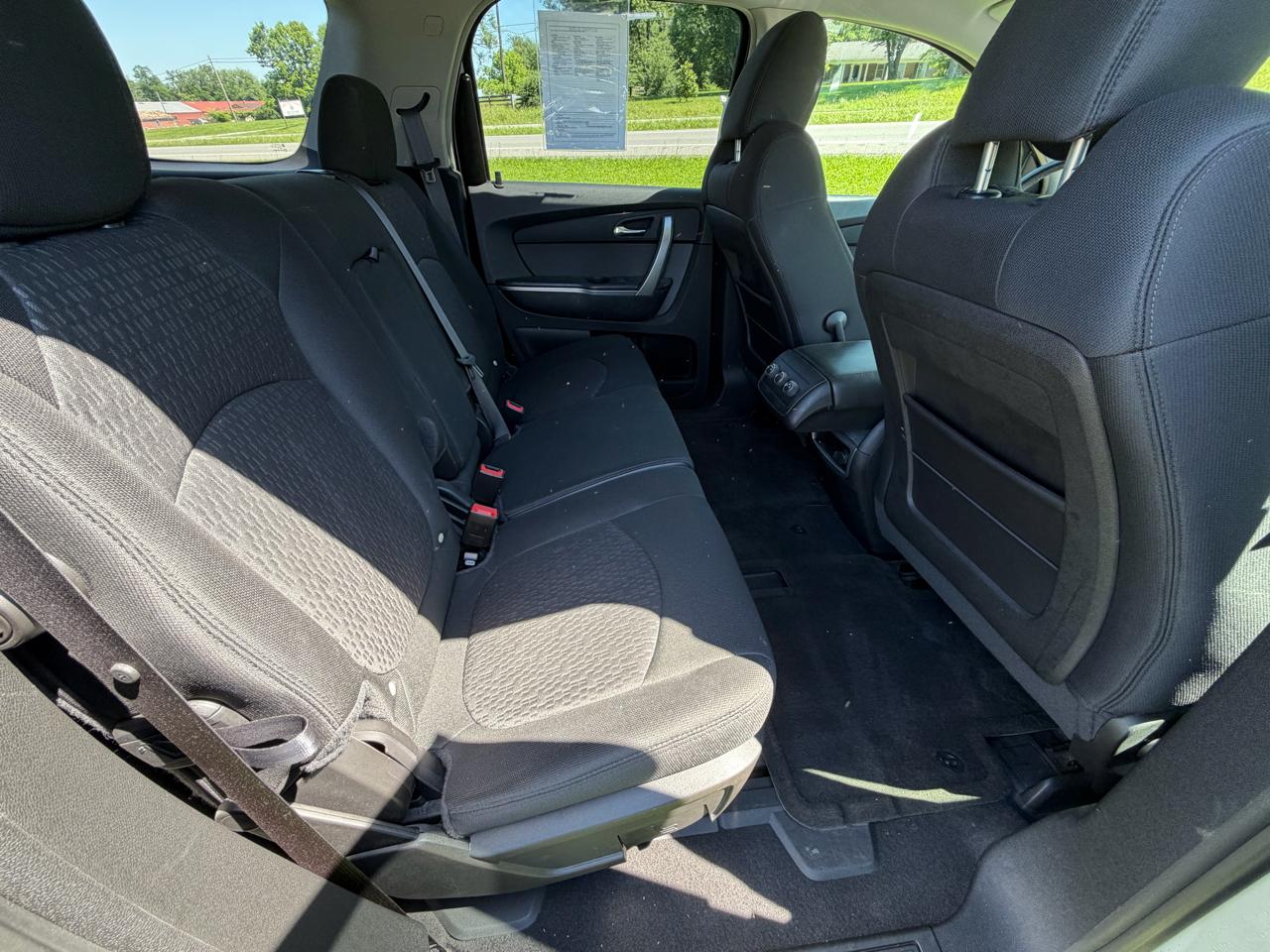 GMC Acadia SLE-1 FWD 2009