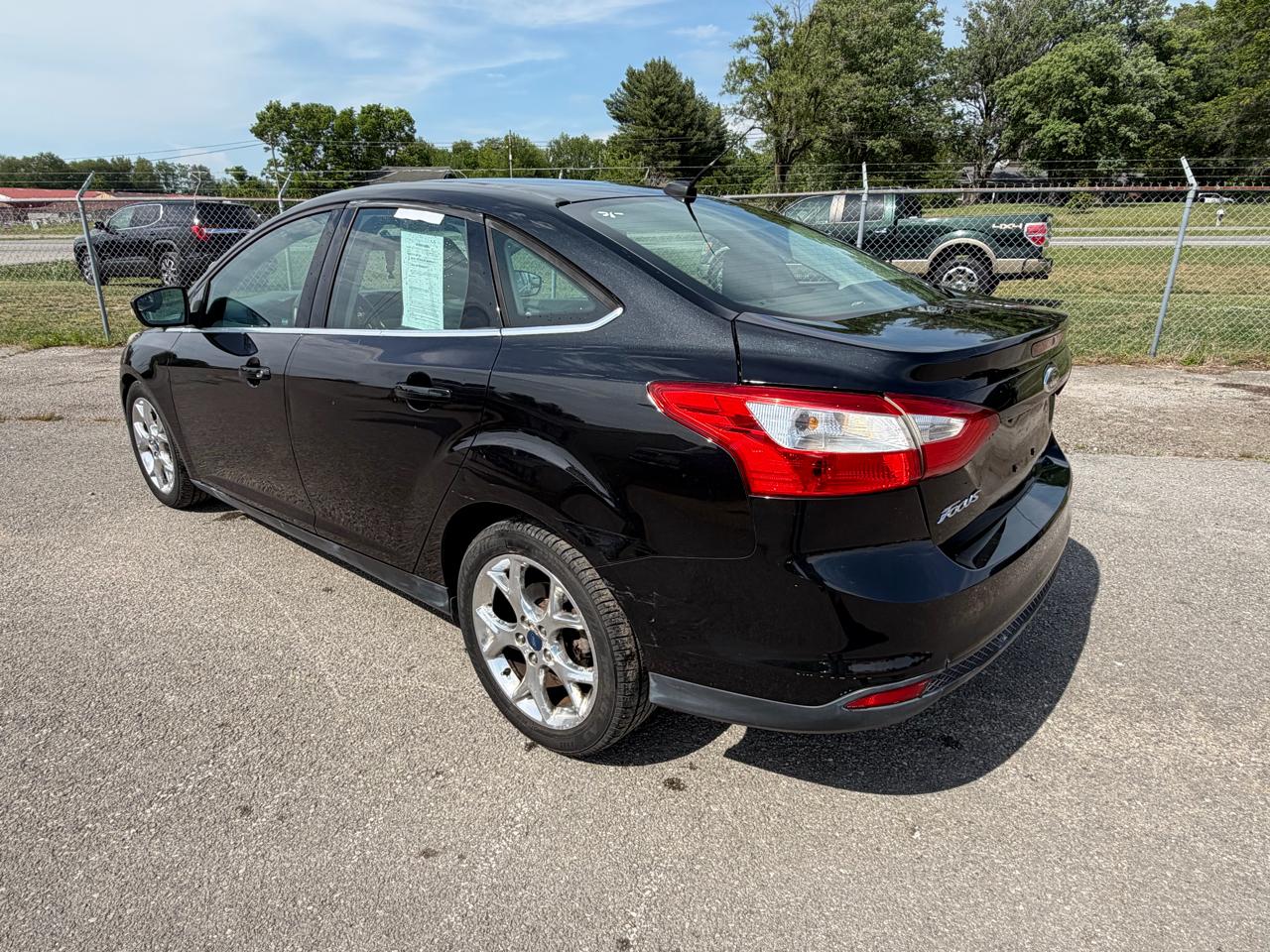 Ford Focus SEL Sedan 2012
