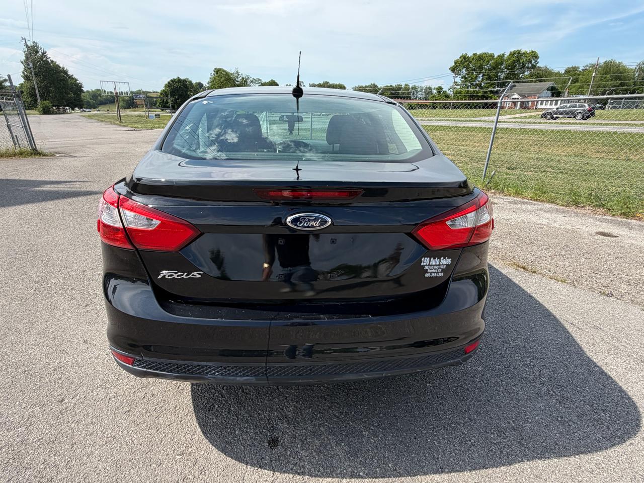 Ford Focus SEL Sedan 2012