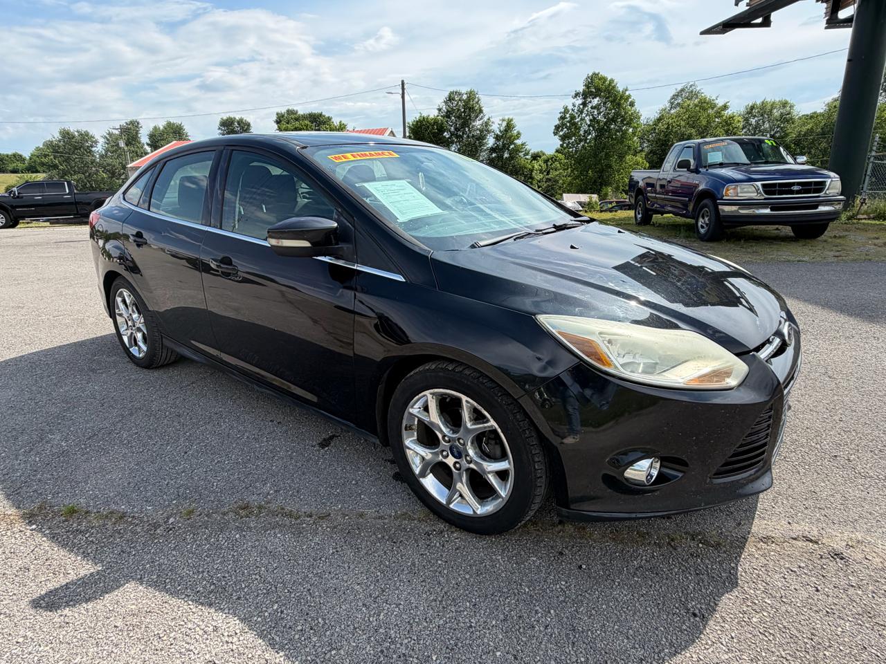 Ford Focus SEL Sedan 2012