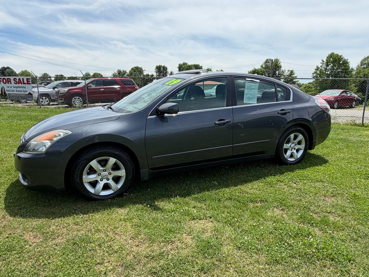 2009 Nissan Altima's photo