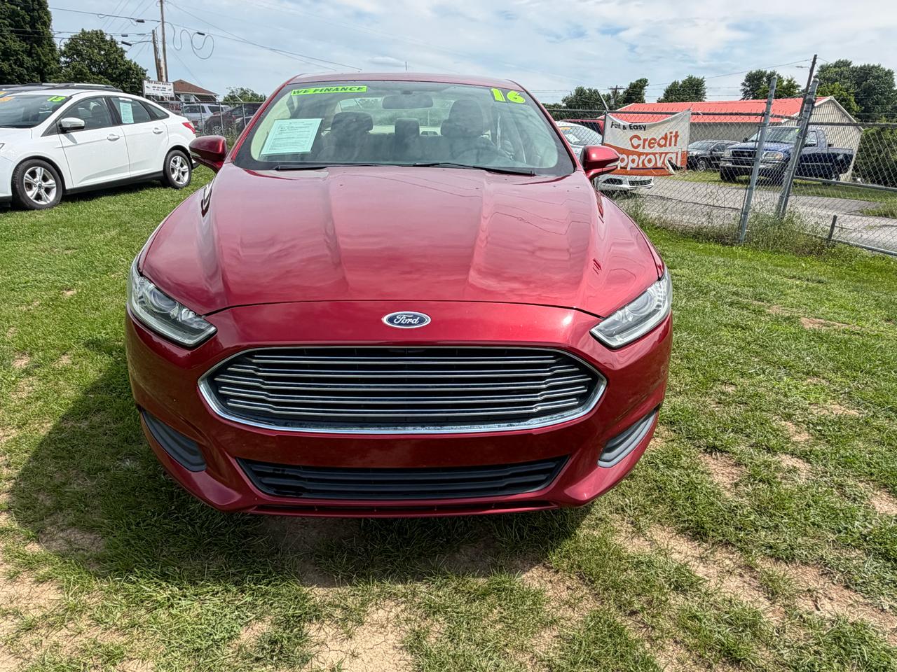 Ford Fusion SE 2016