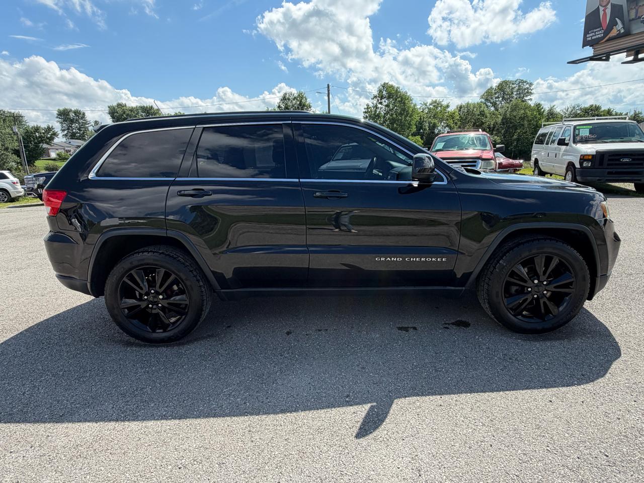 Jeep Grand Cherokee Laredo Altitude 4x4 2012