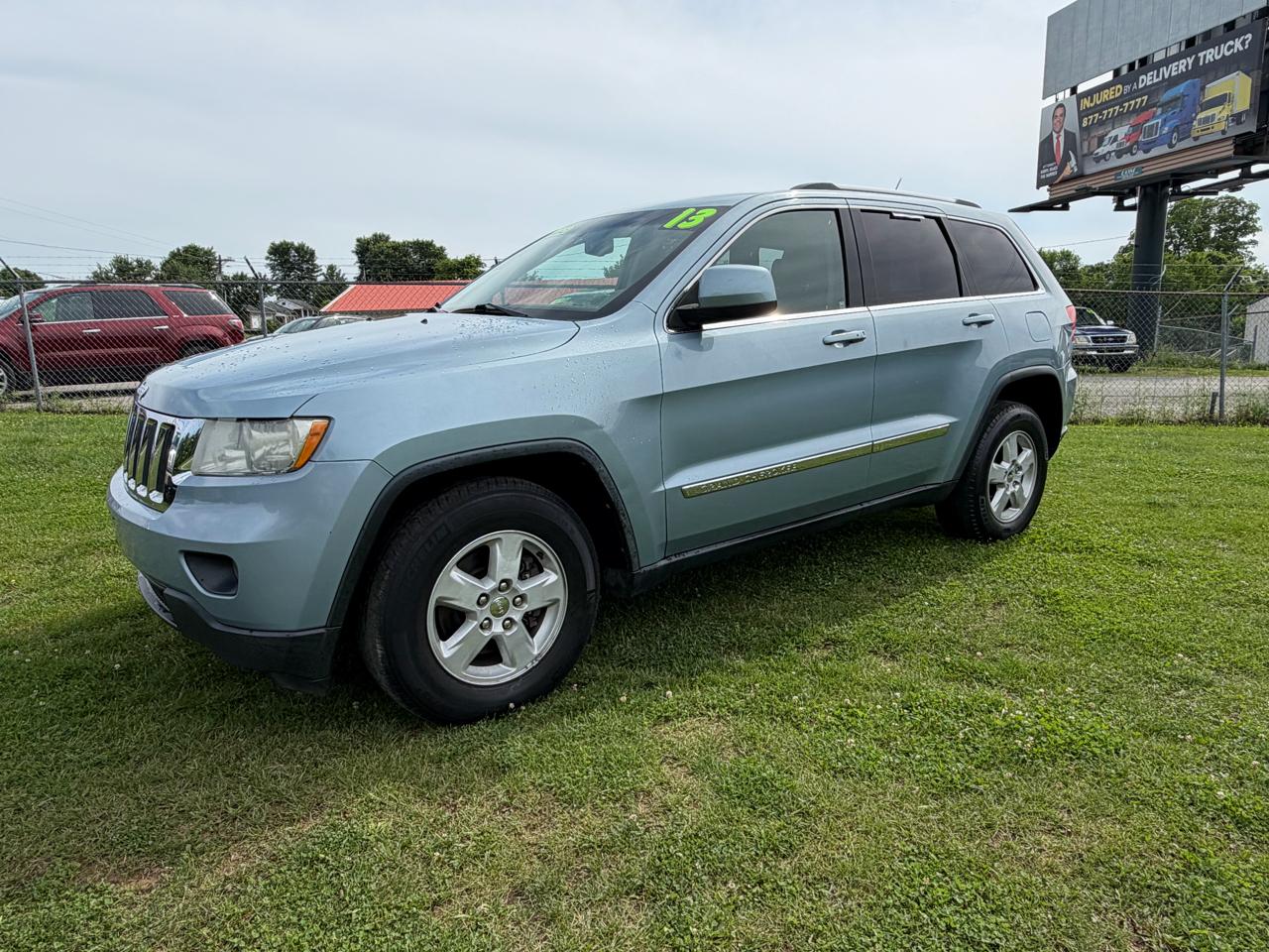 Jeep Grand Cherokee Laredo 2WD 2013