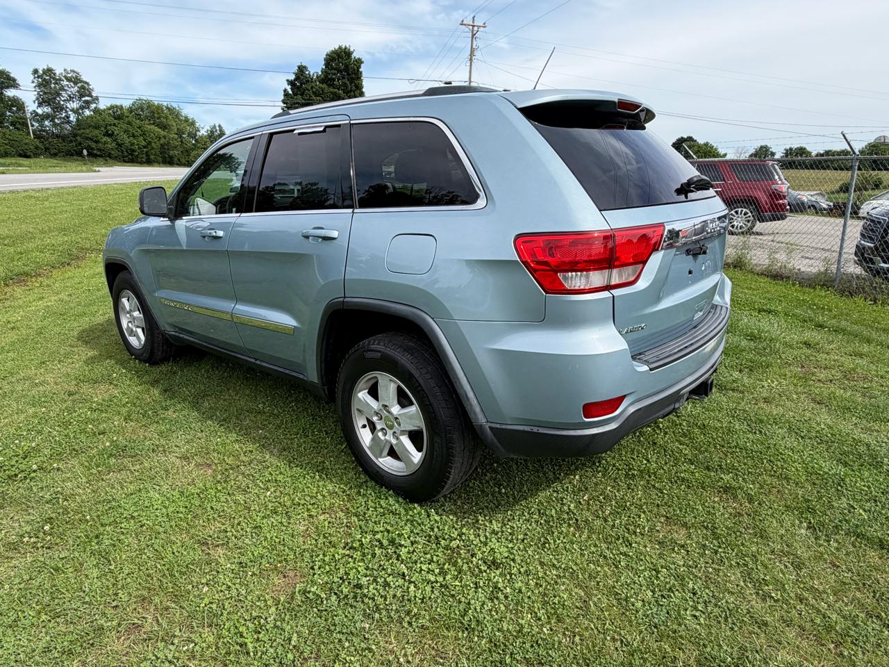 Jeep Grand Cherokee Laredo 2WD 2013