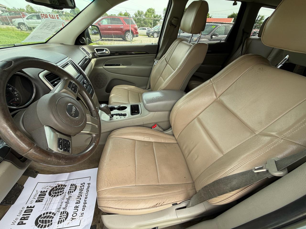 Jeep Grand Cherokee Laredo 2WD 2013