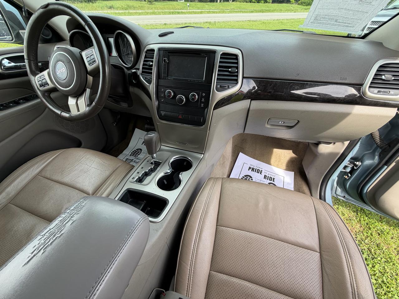 Jeep Grand Cherokee Laredo 2WD 2013