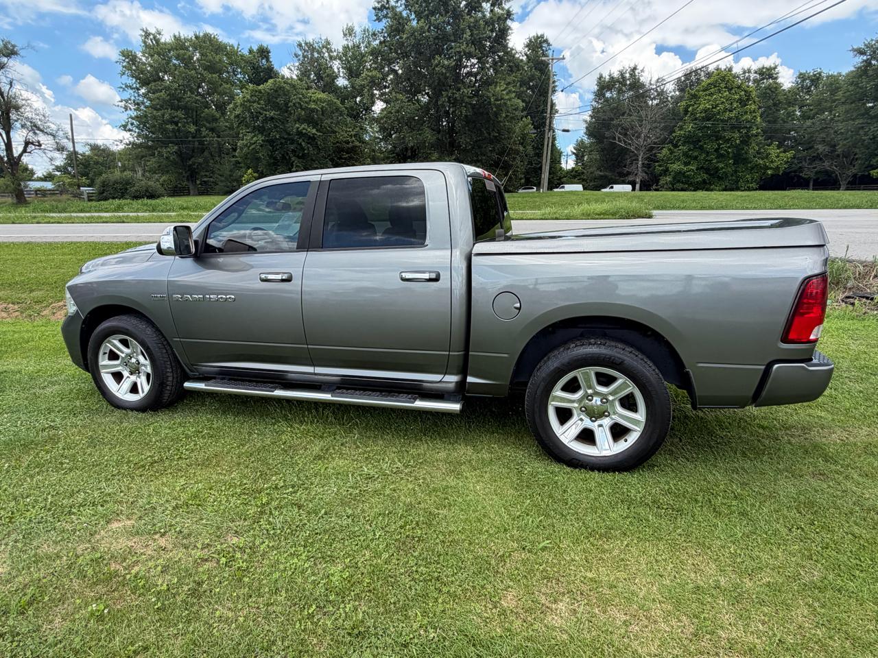 RAM 1500 Limited 4x4 Crew Cab 5'7" Box 2012