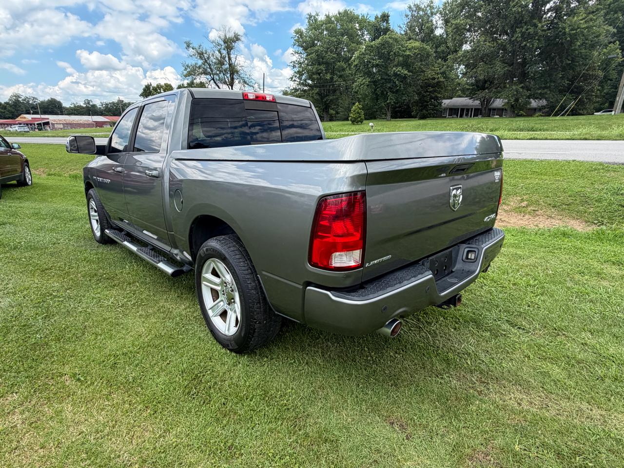 RAM 1500 Limited 4x4 Crew Cab 5'7" Box 2012