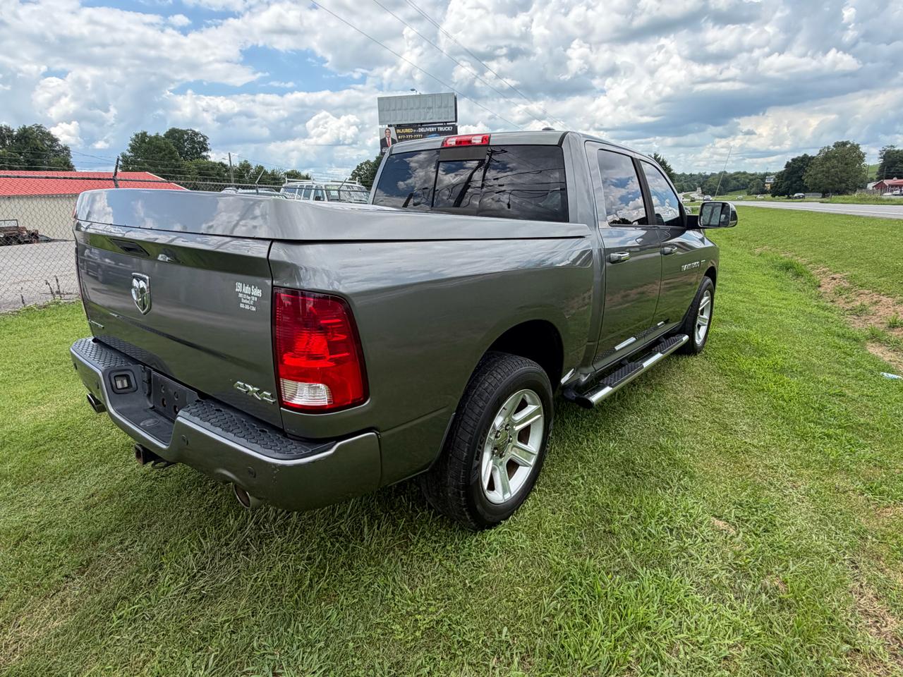 RAM 1500 Limited 4x4 Crew Cab 5'7" Box 2012
