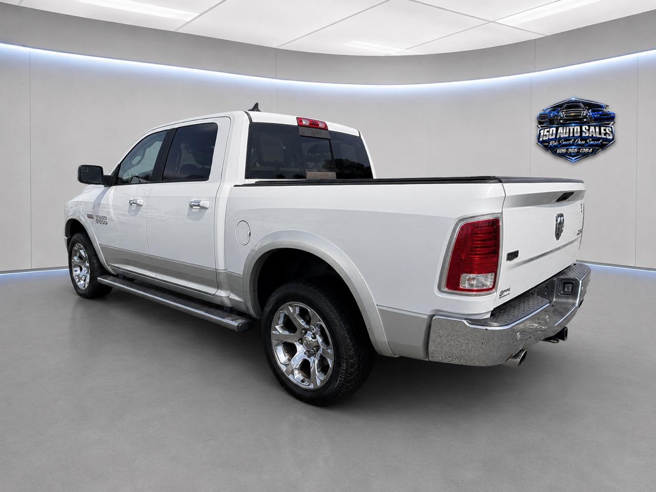 RAM 1500 Laramie 4x4 Crew Cab 5'7" Box 2017