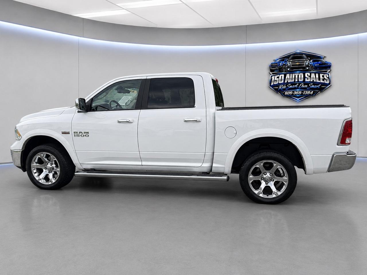 RAM 1500 Laramie 4x4 Crew Cab 5'7" Box 2017