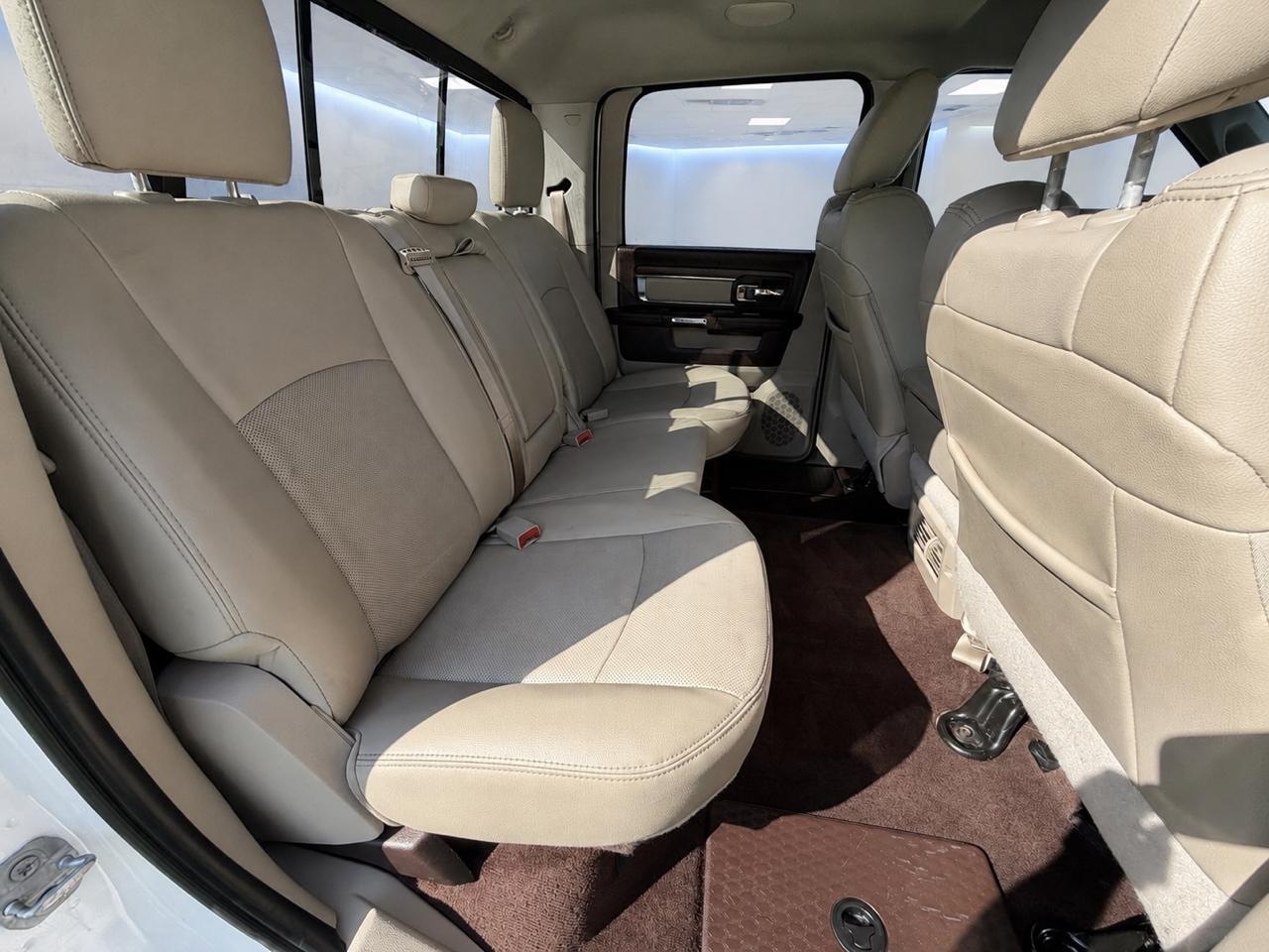 RAM 1500 Laramie 4x4 Crew Cab 5'7" Box 2017