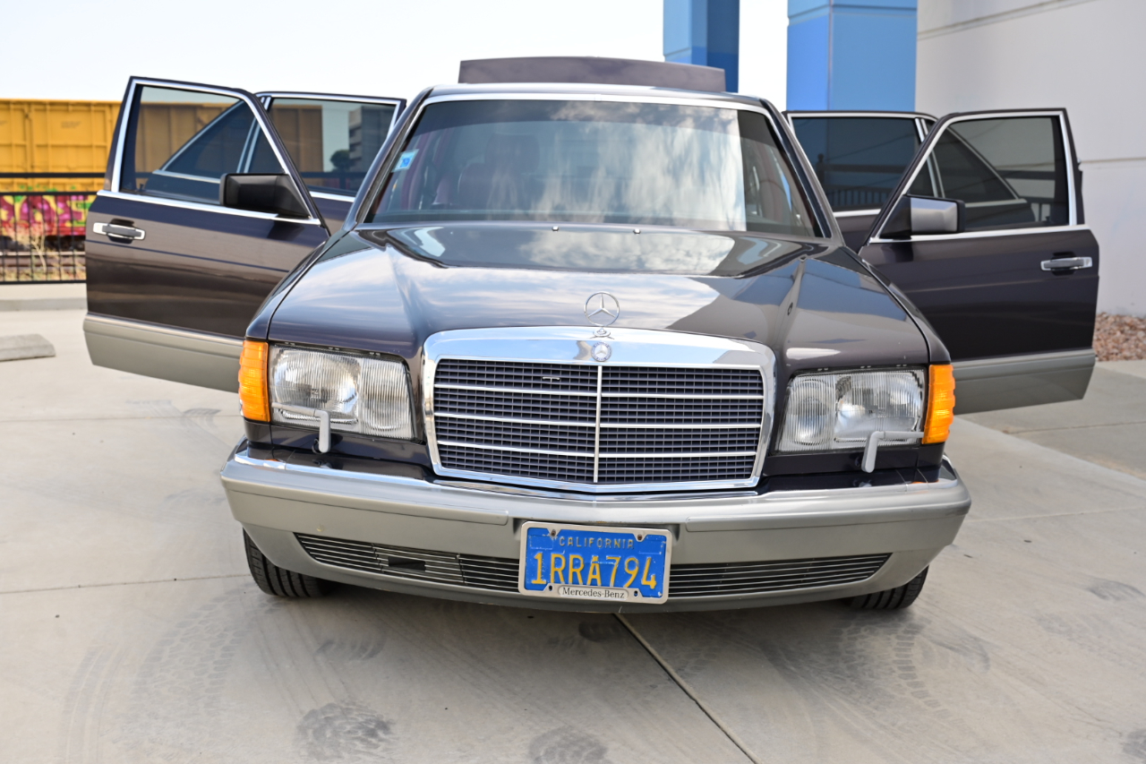 Mercedes-Benz 560 photo 40