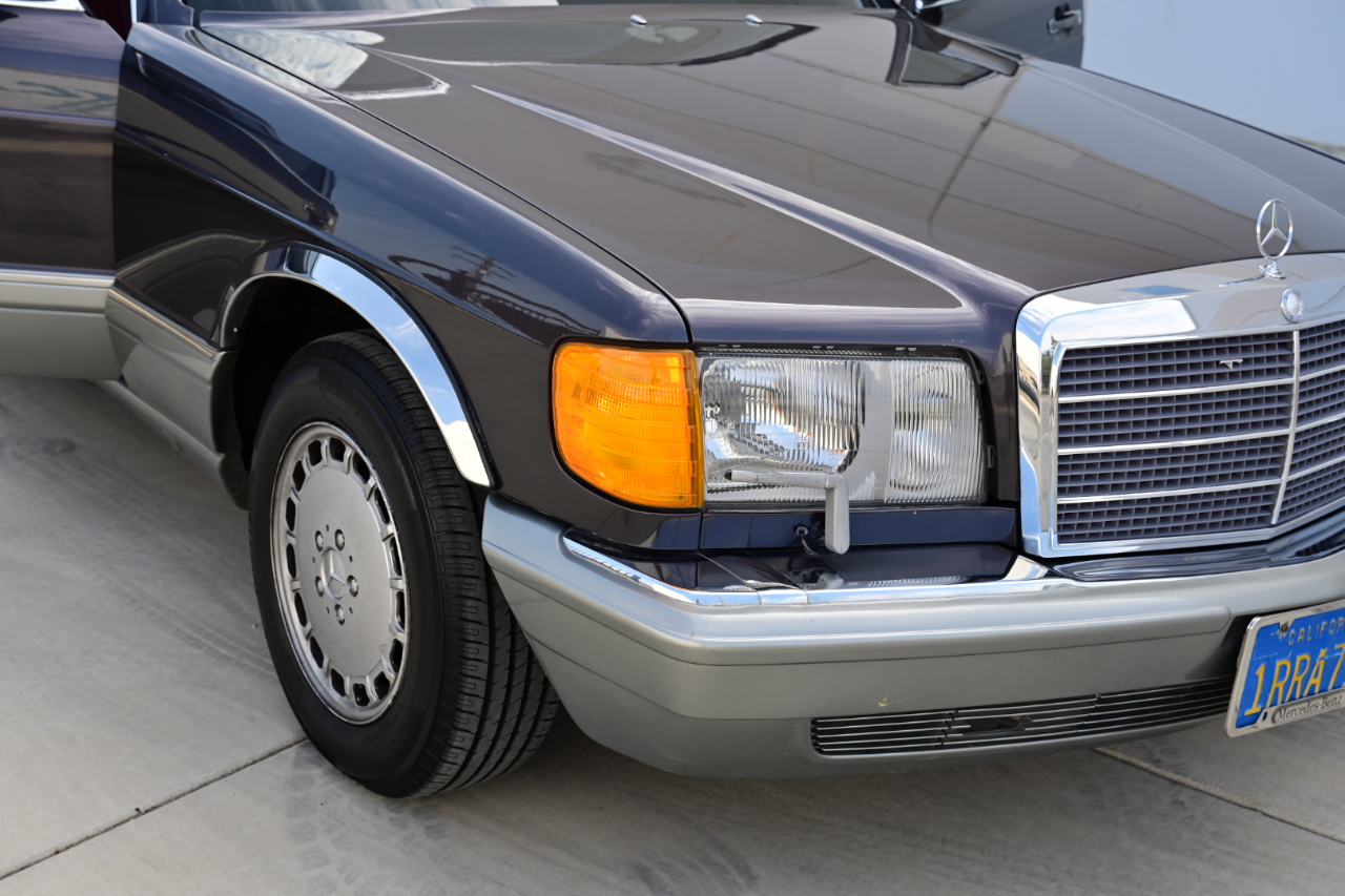 Mercedes-Benz 560 photo 41