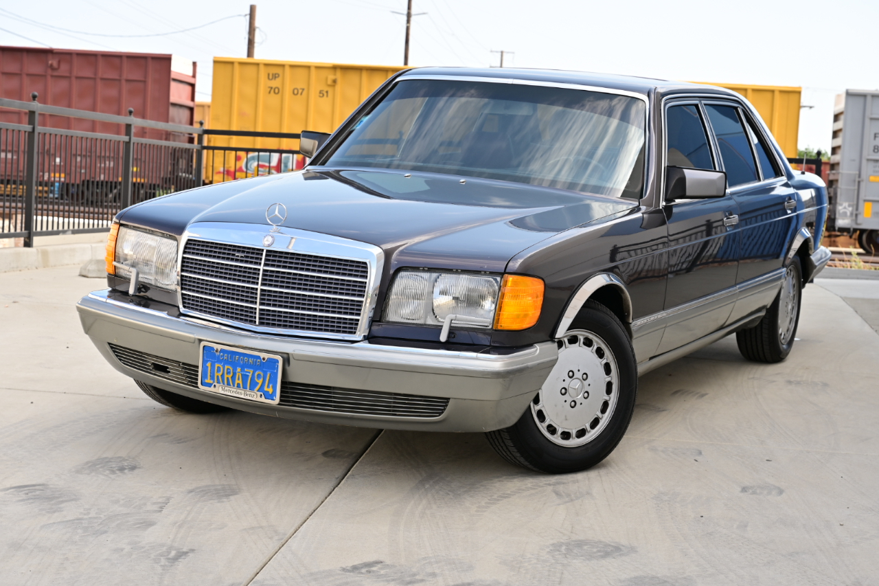 Mercedes-Benz 560 photo 43