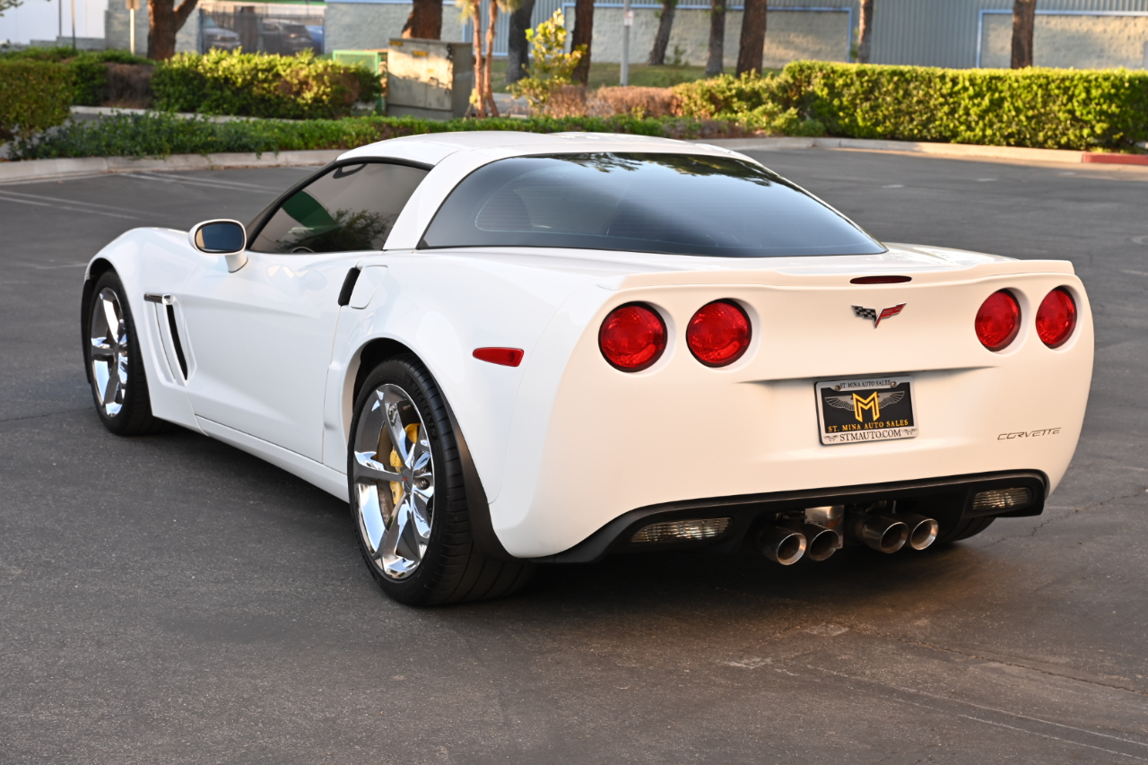 2013 Chevrolet Corvette Grand Sport 2LT photo 2