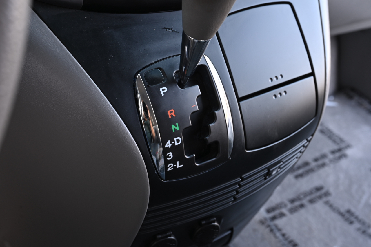 Toyota Sienna  2010 Toyota Sienna  2010