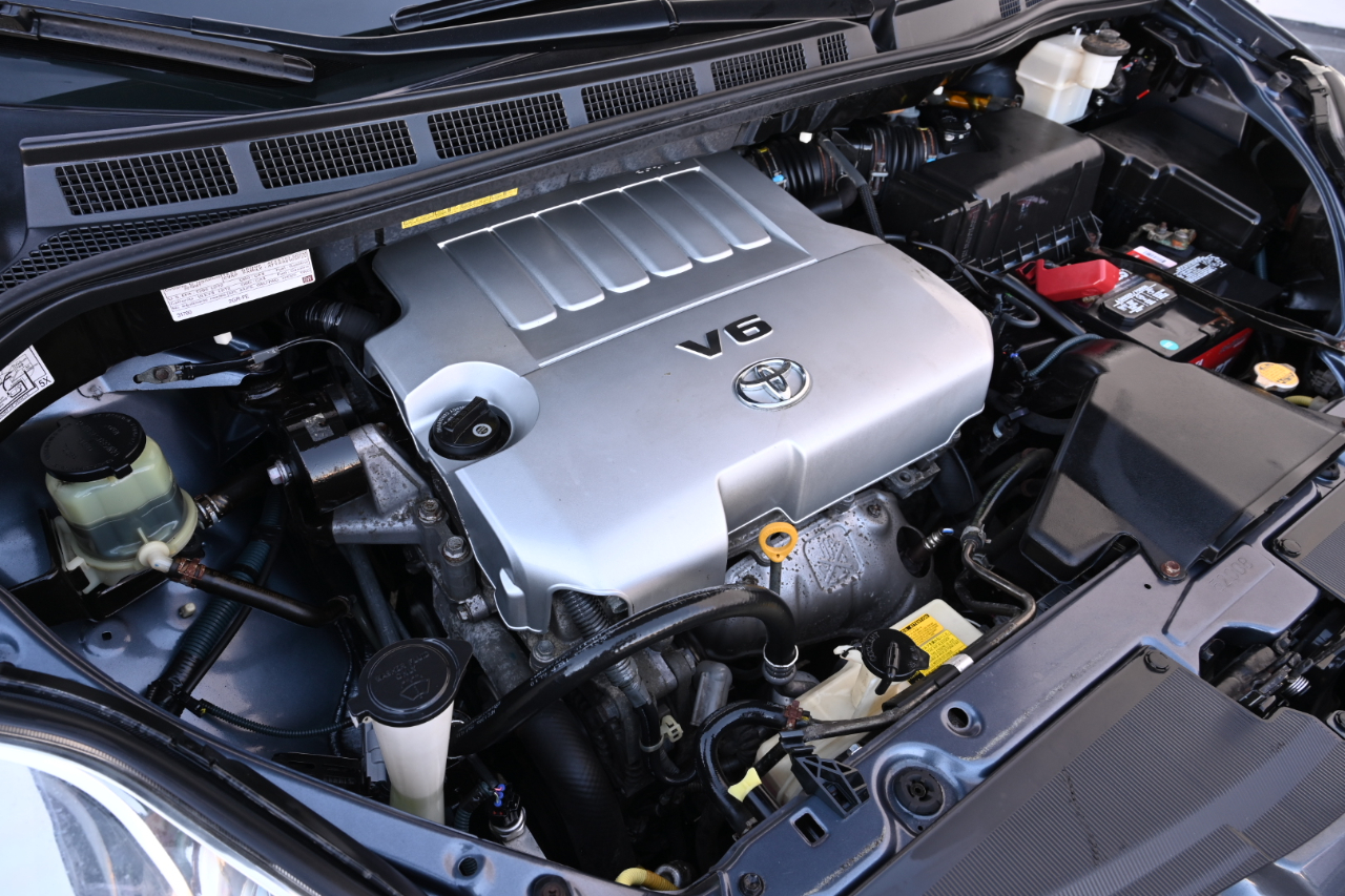 Toyota Sienna  2010 Toyota Sienna  2010