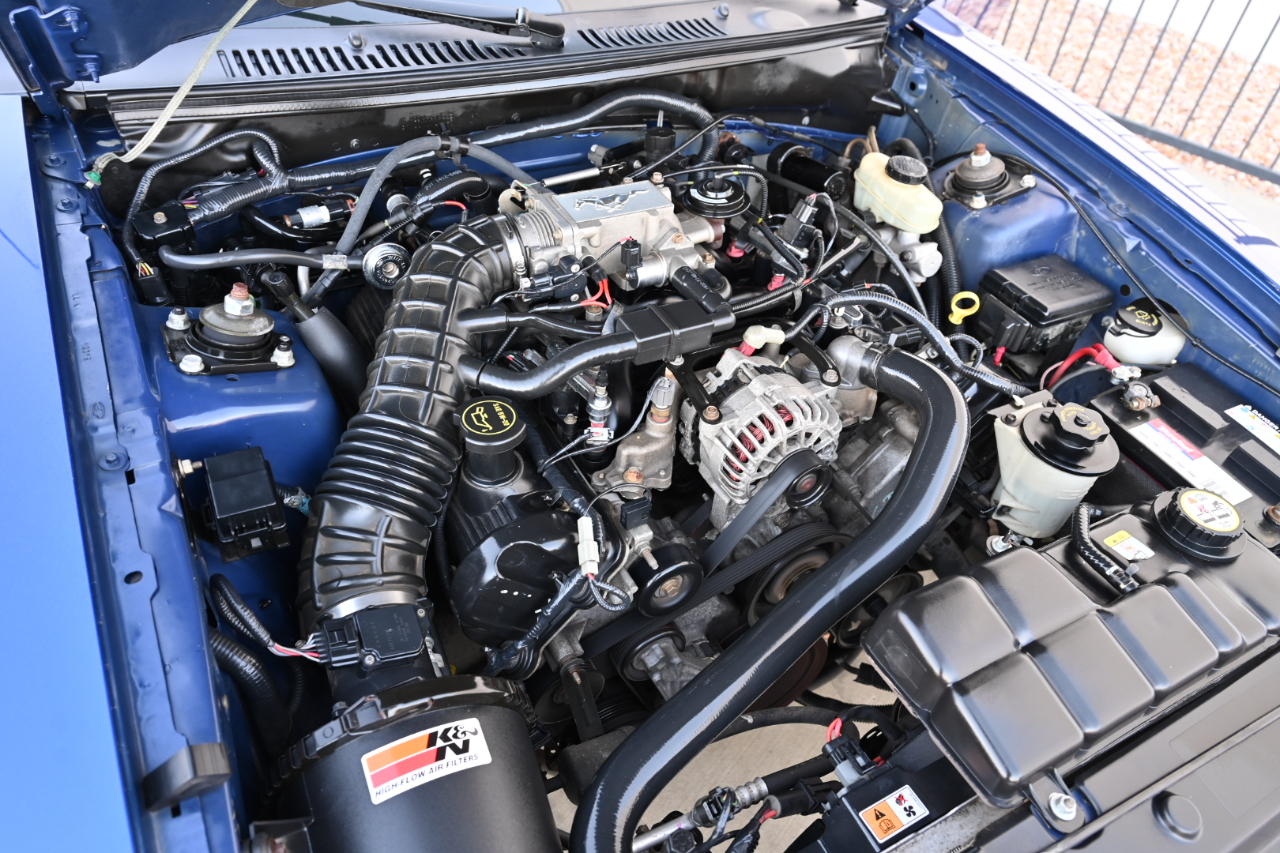 Ford Mustang GT Premium Coupe 2002 Ford Mustang GT Premium Coupe 2002